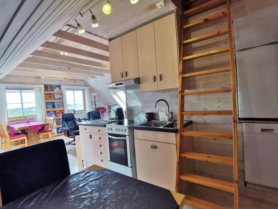 Topfloor Apartment Separate Entranc Nice View Stord Fitjar المظهر الخارجي الصورة